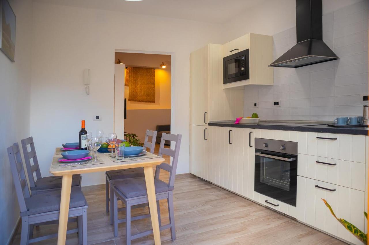 El Blanquizal A Apartment San Nicolas Ngoại thất bức ảnh